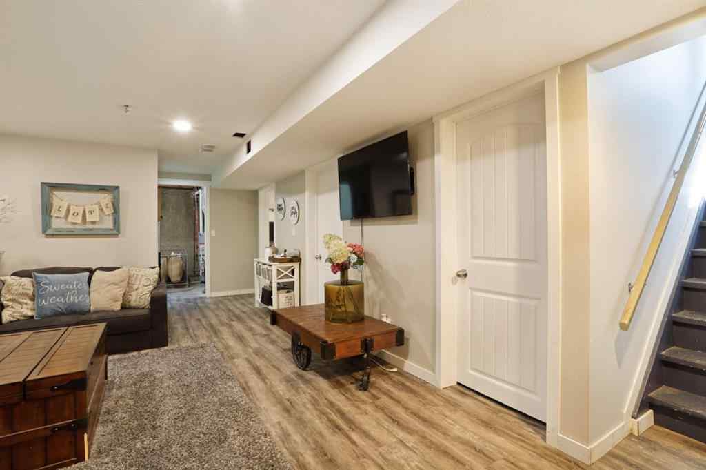 MLS® A2256648 - Unit #A 1008 2 Avenue W in West End Brooks, Residential