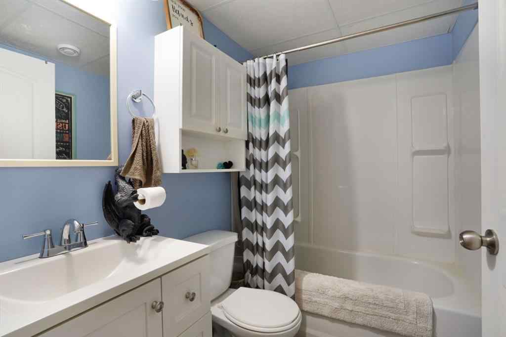 MLS® A2256648 - Unit #A 1008 2 Avenue W in West End Brooks, Residential