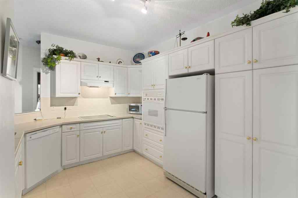 MLS® A2256650 - Unit #404 2422 Erlton Street SW in Erlton Calgary, Residential