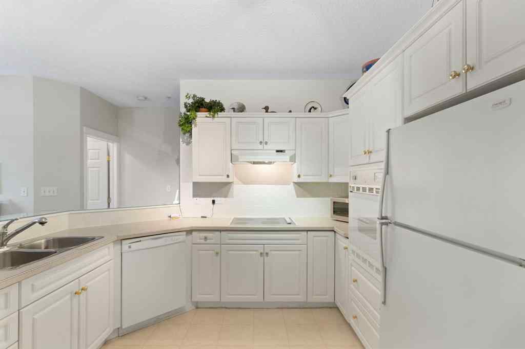MLS® A2256650 - Unit #404 2422 Erlton Street SW in Erlton Calgary, Residential