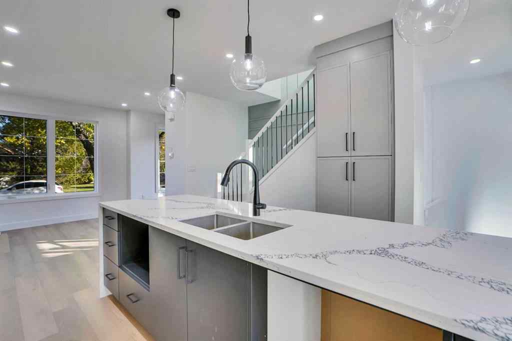 MLS® A2256651 - 1802 19 Avenue NW in Capitol Hill Calgary, Residential