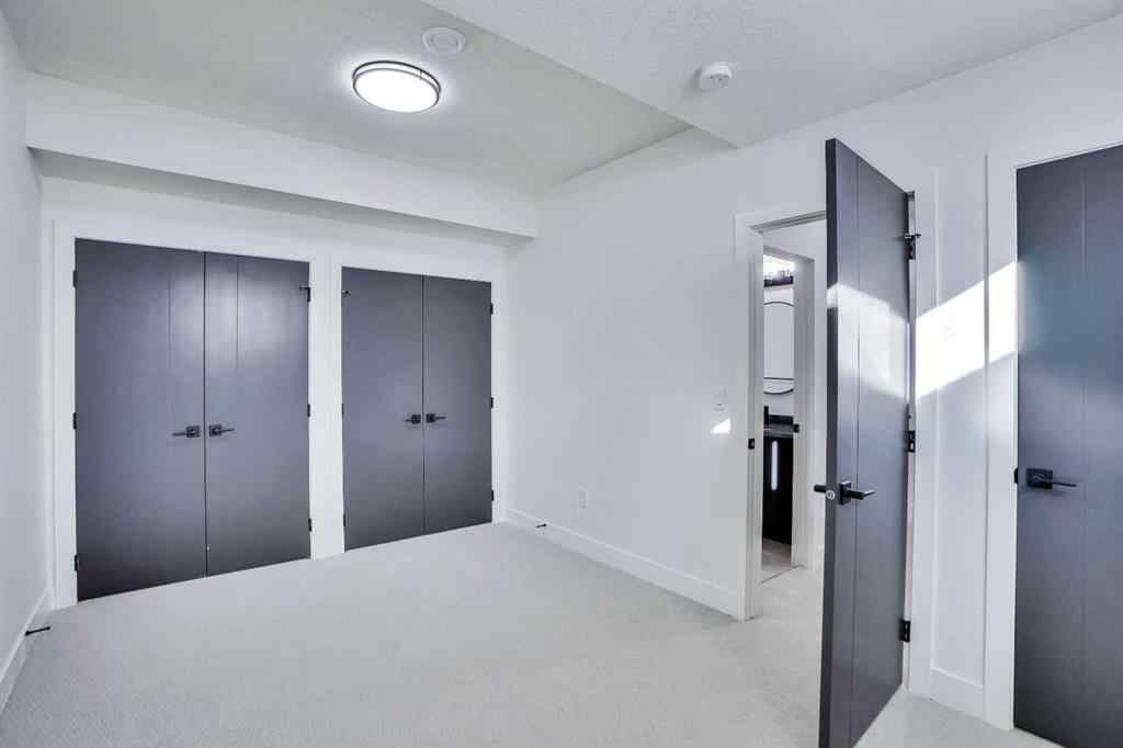MLS® A2256651 - 1802 19 Avenue NW in Capitol Hill Calgary, Residential