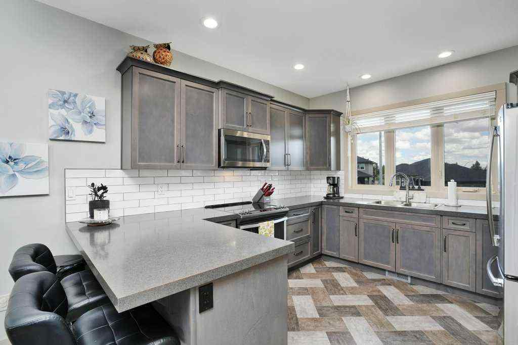 MLS® A2256652 - 9 Sheep Close  in Shepherd Heights Lacombe, Residential