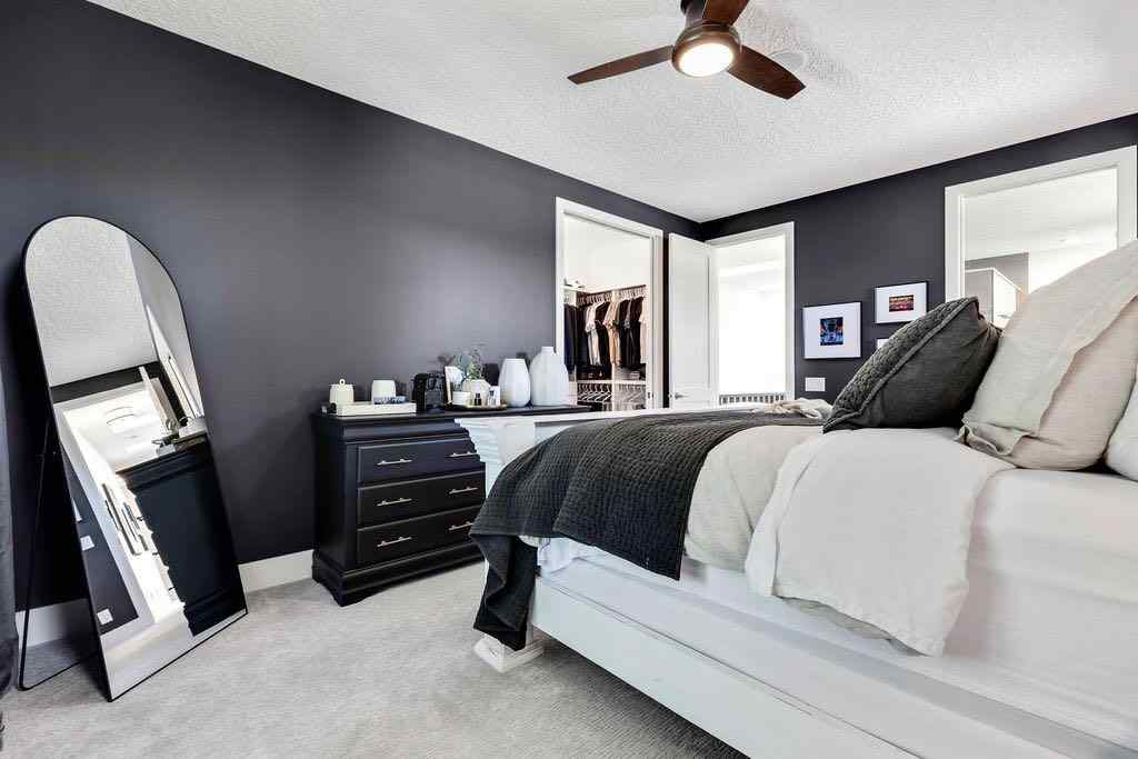 MLS® A2256656 - 3015 26 Street SW in Killarney/Glengarry Calgary, Residential