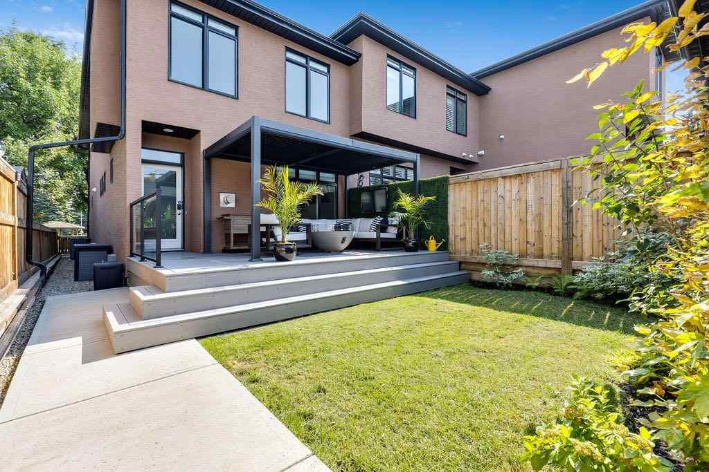MLS® A2256656 - 3015 26 Street SW in Killarney/Glengarry Calgary, Residential