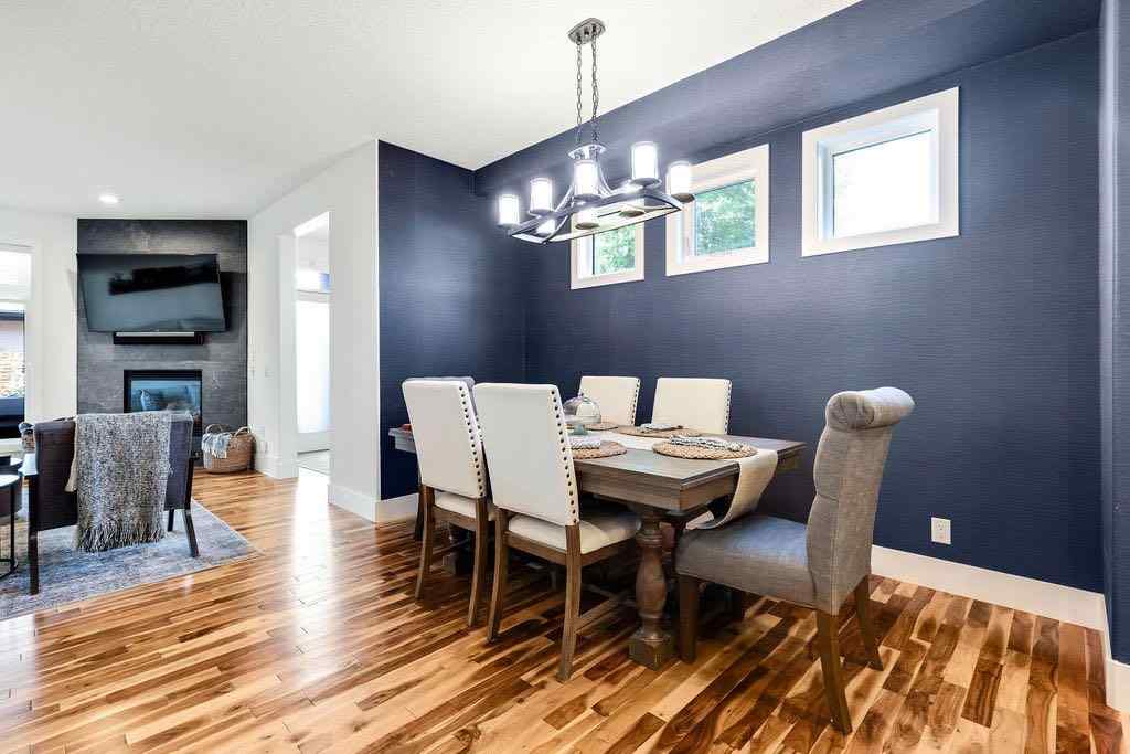 MLS® A2256656 - 3015 26 Street SW in Killarney/Glengarry Calgary, Residential