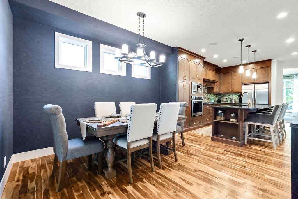MLS® A2256656 - 3015 26 Street SW in Killarney/Glengarry Calgary, Residential