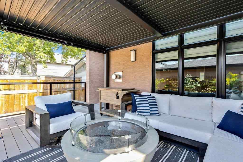 MLS® A2256656 - 3015 26 Street SW in Killarney/Glengarry Calgary, Residential