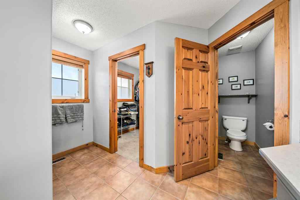 MLS® A2256658 - 122 Hidden Creek Heights NW in Hidden Valley Calgary, Residential