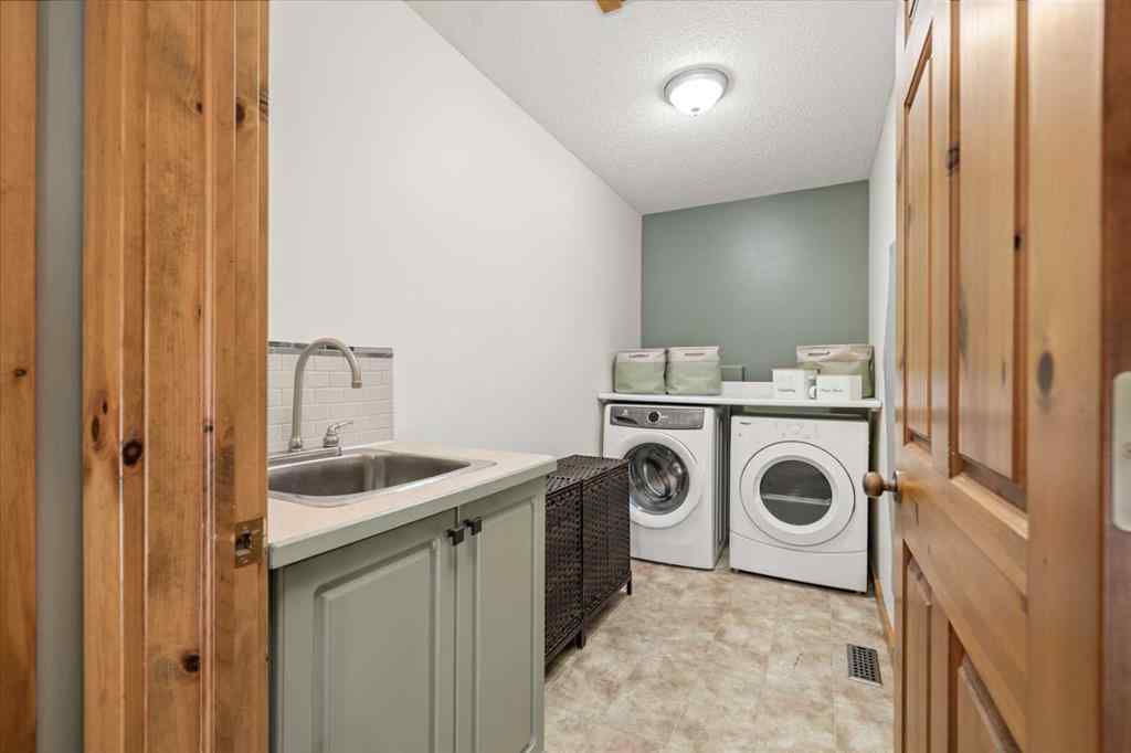 MLS® A2256658 - 122 Hidden Creek Heights NW in Hidden Valley Calgary, Residential