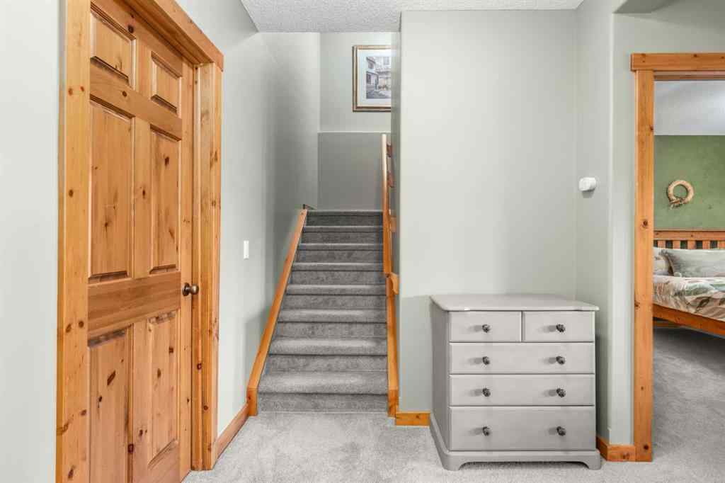 MLS® A2256658 - 122 Hidden Creek Heights NW in Hidden Valley Calgary, Residential
