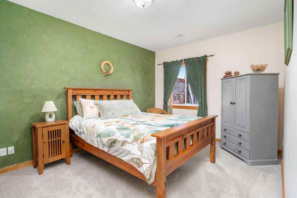MLS® A2256658 - 122 Hidden Creek Heights NW in Hidden Valley Calgary, Residential