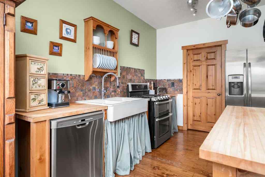MLS® A2256658 - 122 Hidden Creek Heights NW in Hidden Valley Calgary, Residential