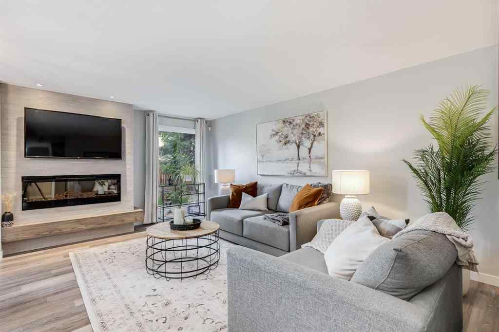 MLS® A2256659 - 24 Coachway Green SW in Coach Hill Calgary, Residential