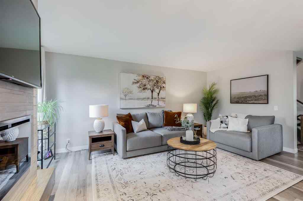 MLS® A2256659 - 24 Coachway Green SW in Coach Hill Calgary, Residential