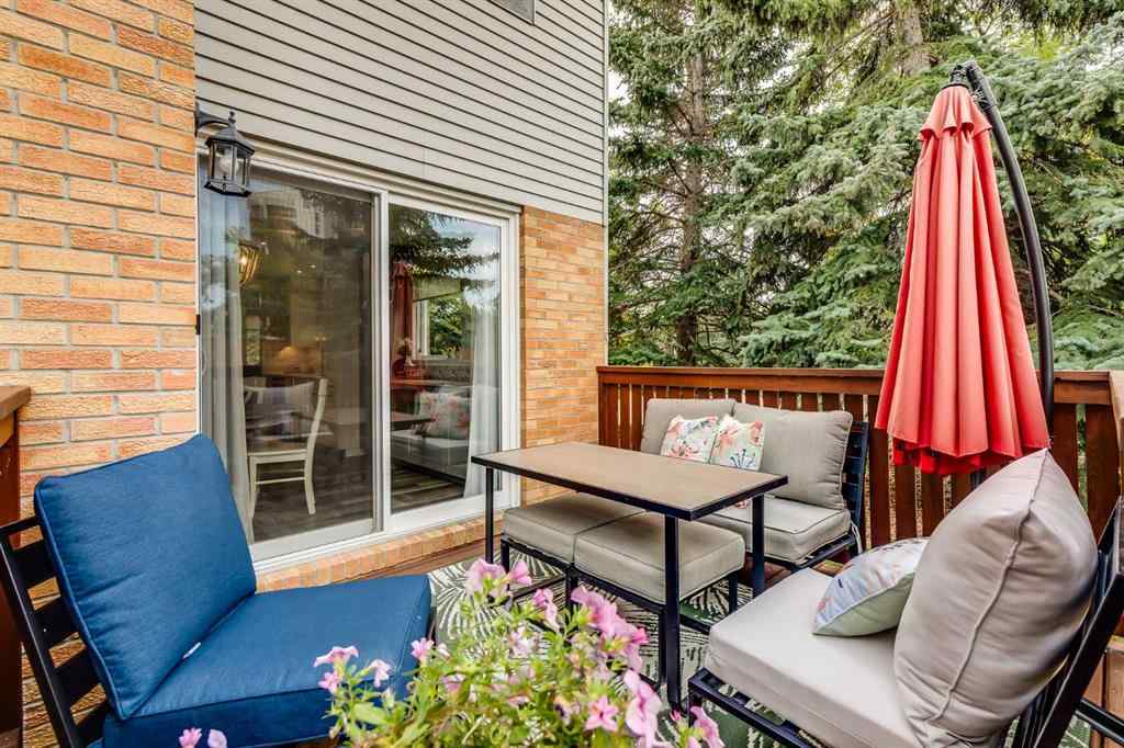 MLS® A2256659 - 24 Coachway Green SW in Coach Hill Calgary, Residential