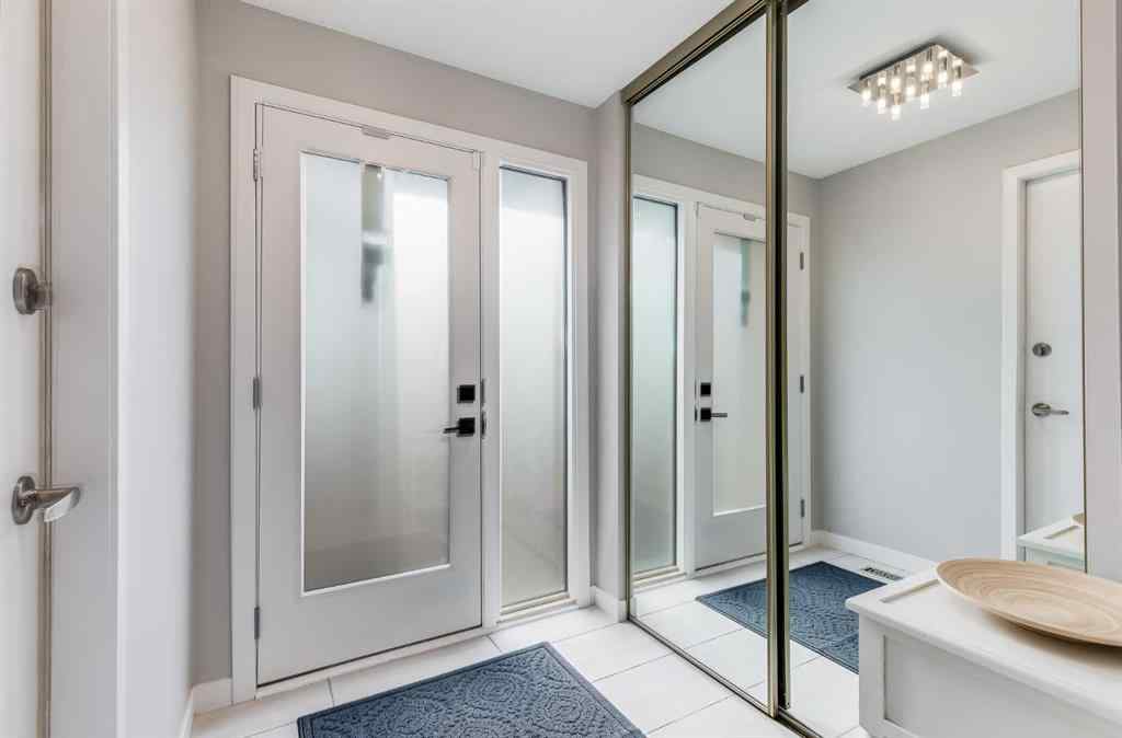 MLS® A2256659 - 24 Coachway Green SW in Coach Hill Calgary, Residential