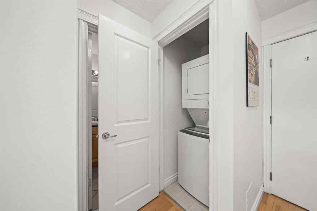 MLS® A2256665 - Unit #203 1411 7 Street SW in Beltline Calgary, Residential
