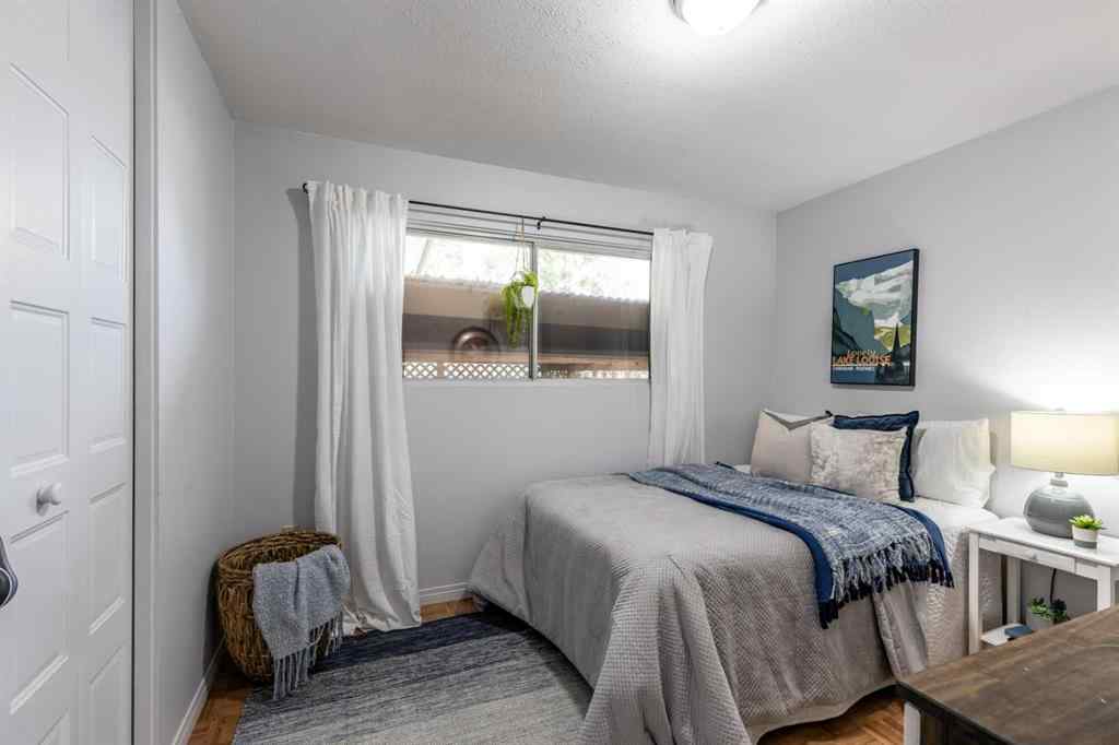 MLS® A2256666 - 978 20 Street NE in Northeast Crescent Heights Medicine Hat, Residential