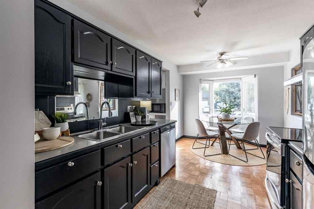 MLS® A2256666 - 978 20 Street NE in Northeast Crescent Heights Medicine Hat, Residential