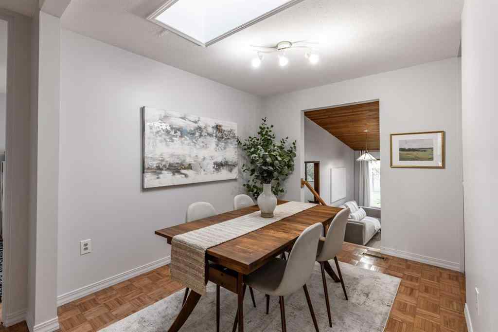 MLS® A2256666 - 978 20 Street NE in Northeast Crescent Heights Medicine Hat, Residential