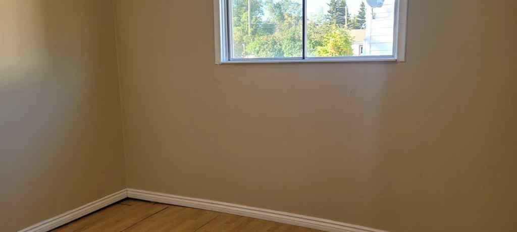 MLS® A2256669 - 10304 114 Street  in NONE Fairview, Residential