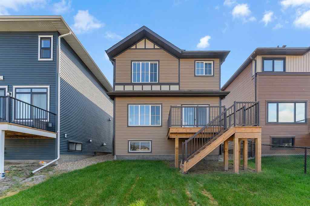 MLS® A2256671 - 1209 Chinook Gate Bay SW in Chinook Gate Airdrie, Residential