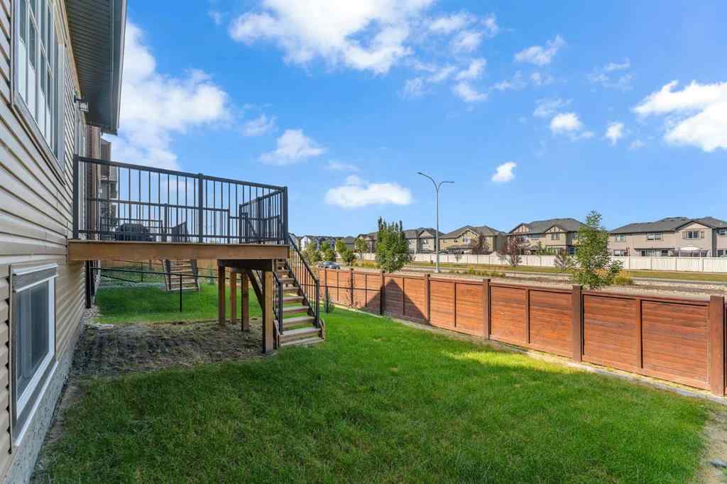 MLS® A2256671 - 1209 Chinook Gate Bay SW in Chinook Gate Airdrie, Residential