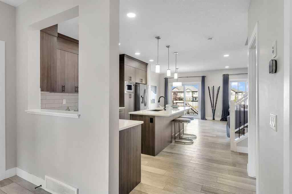MLS® A2256671 - 1209 Chinook Gate Bay SW in Chinook Gate Airdrie, Residential