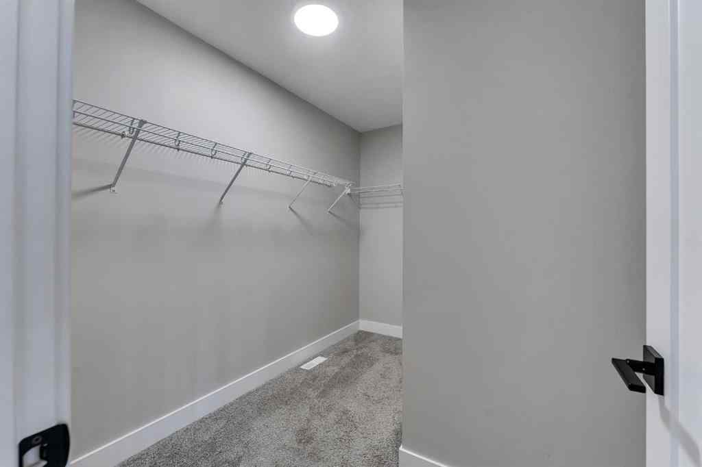 MLS® A2256671 - 1209 Chinook Gate Bay SW in Chinook Gate Airdrie, Residential