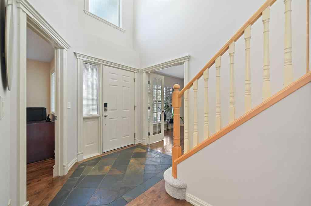 MLS® A2256672 - 41 Strathridge Crescent SW in Strathcona Park Calgary, Residential