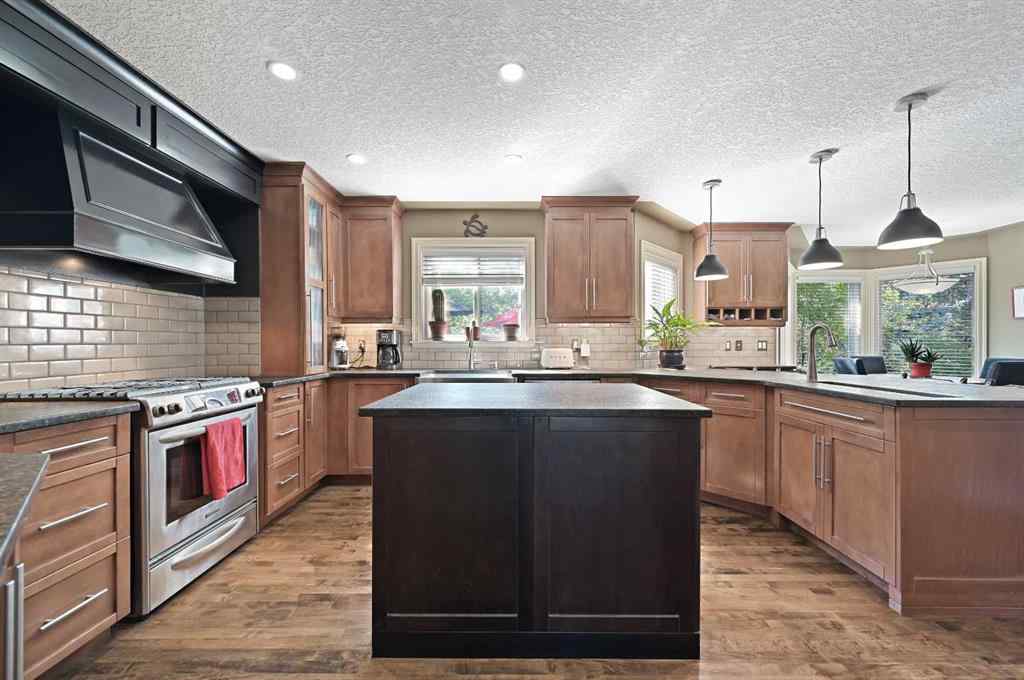 MLS® A2256672 - 41 Strathridge Crescent SW in Strathcona Park Calgary, Residential