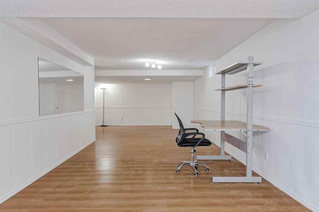 MLS® A2256673 - 128 Bermuda Drive NW in Beddington Heights Calgary, Residential