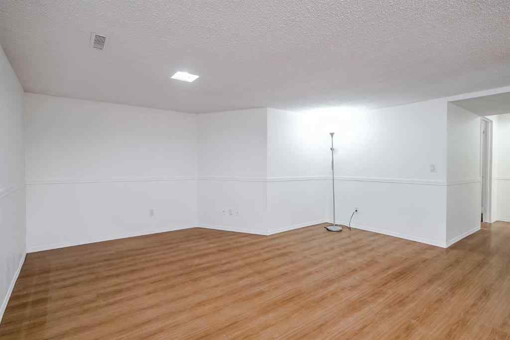MLS® A2256673 - 128 Bermuda Drive NW in Beddington Heights Calgary, Residential
