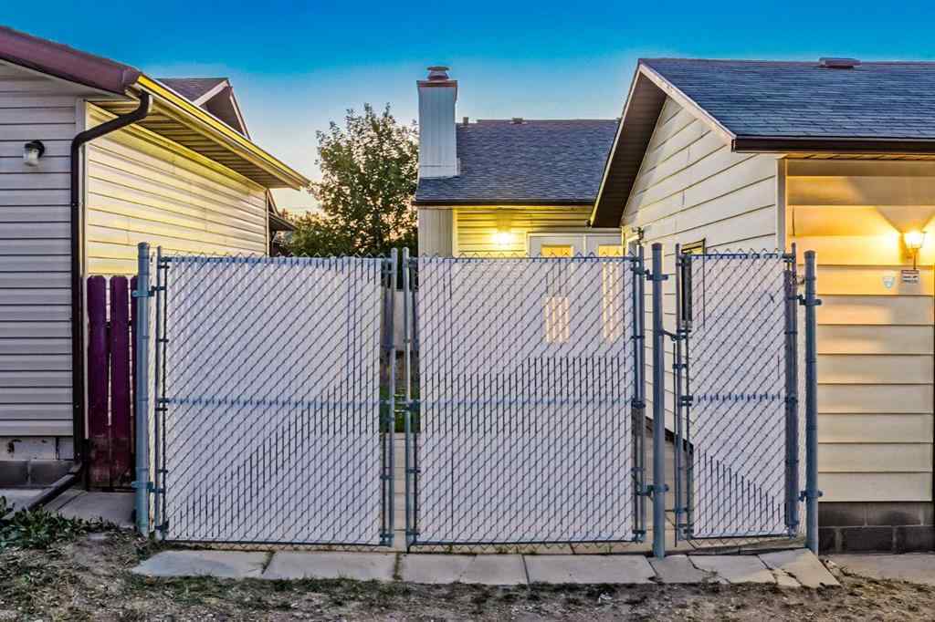 MLS® A2256673 - 128 Bermuda Drive NW in Beddington Heights Calgary, Residential
