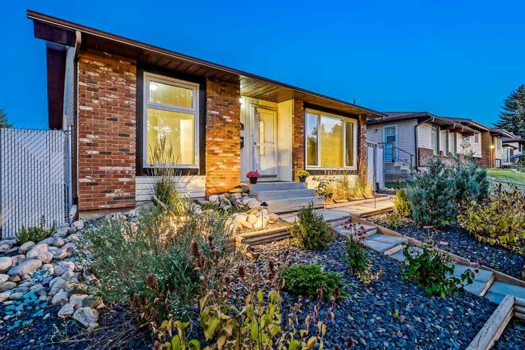 MLS® A2256673 - 128 Bermuda Drive NW in Beddington Heights Calgary, Residential