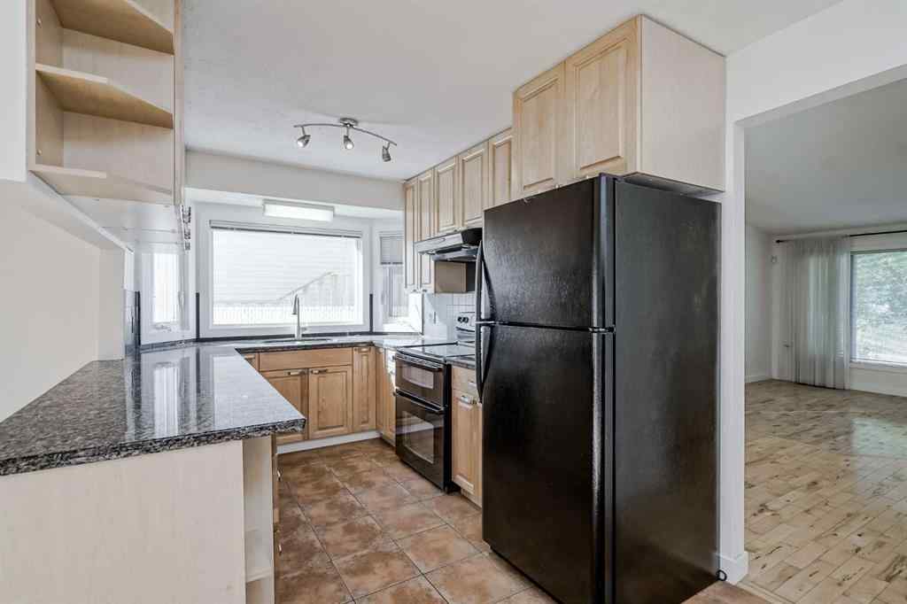 MLS® A2256673 - 128 Bermuda Drive NW in Beddington Heights Calgary, Residential