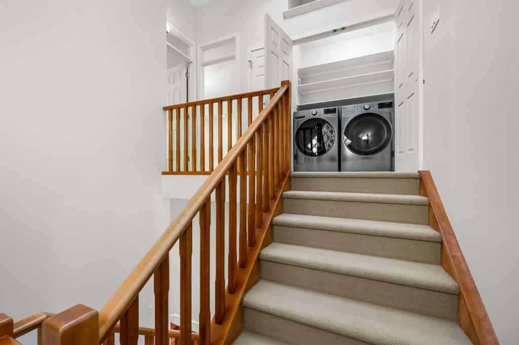 MLS® A2256675 - 2035 Bowness Road NW in West Hillhurst Calgary, Residential