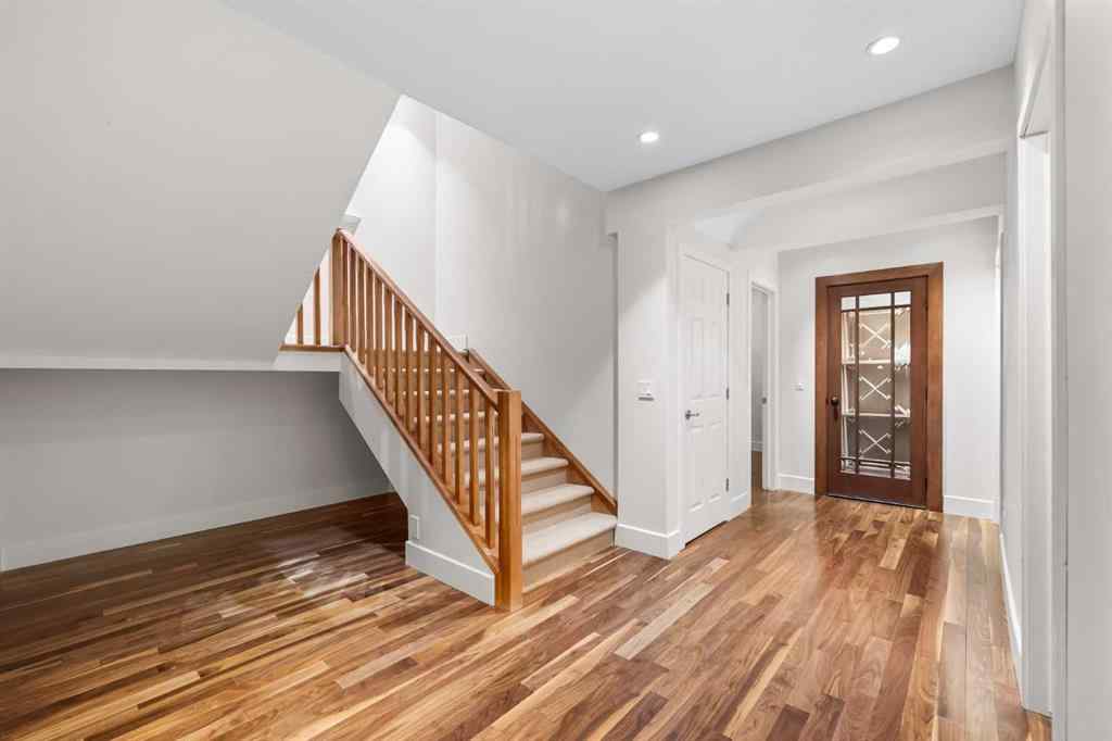 MLS® A2256675 - 2035 Bowness Road NW in West Hillhurst Calgary, Residential