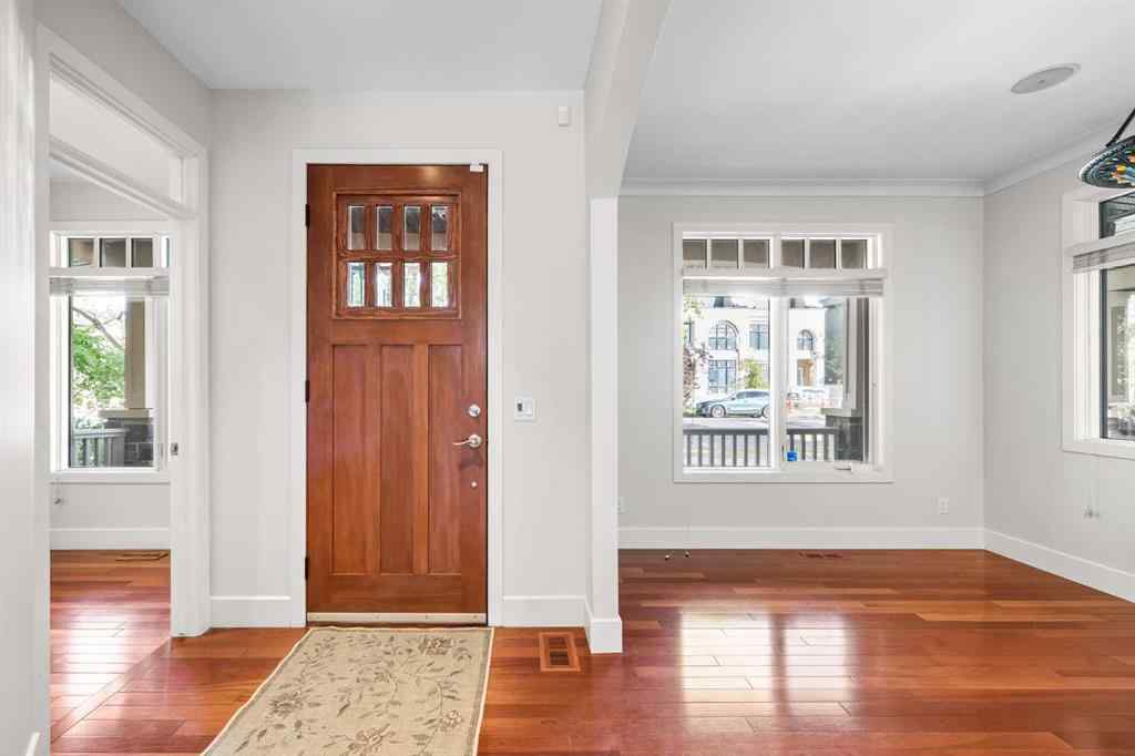 MLS® A2256675 - 2035 Bowness Road NW in West Hillhurst Calgary, Residential