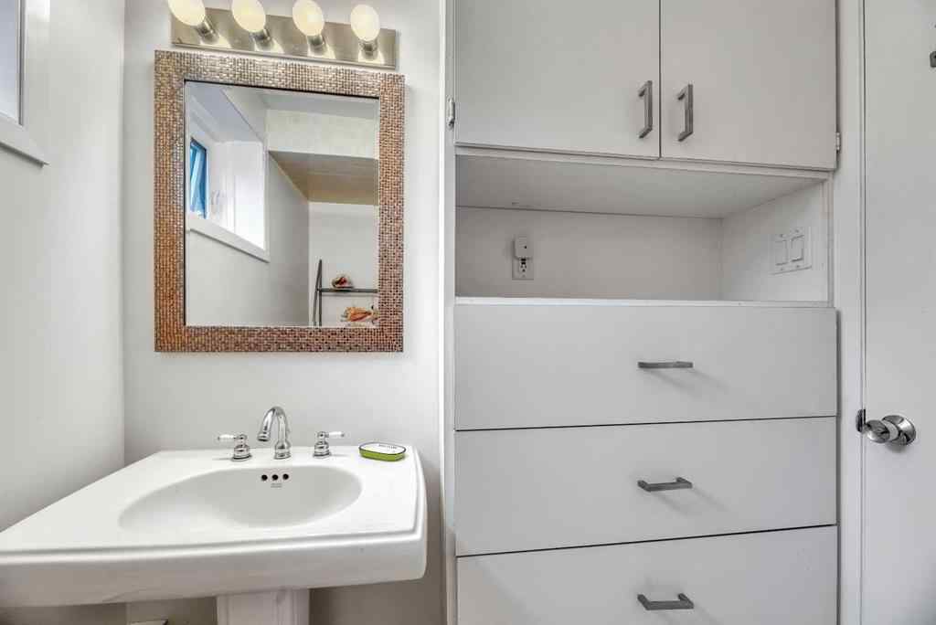 MLS® A2256678 - 80 Cardiff Drive NW in Cambrian Heights Calgary, Residential