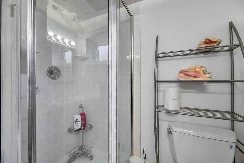 MLS® A2256678 - 80 Cardiff Drive NW in Cambrian Heights Calgary, Residential