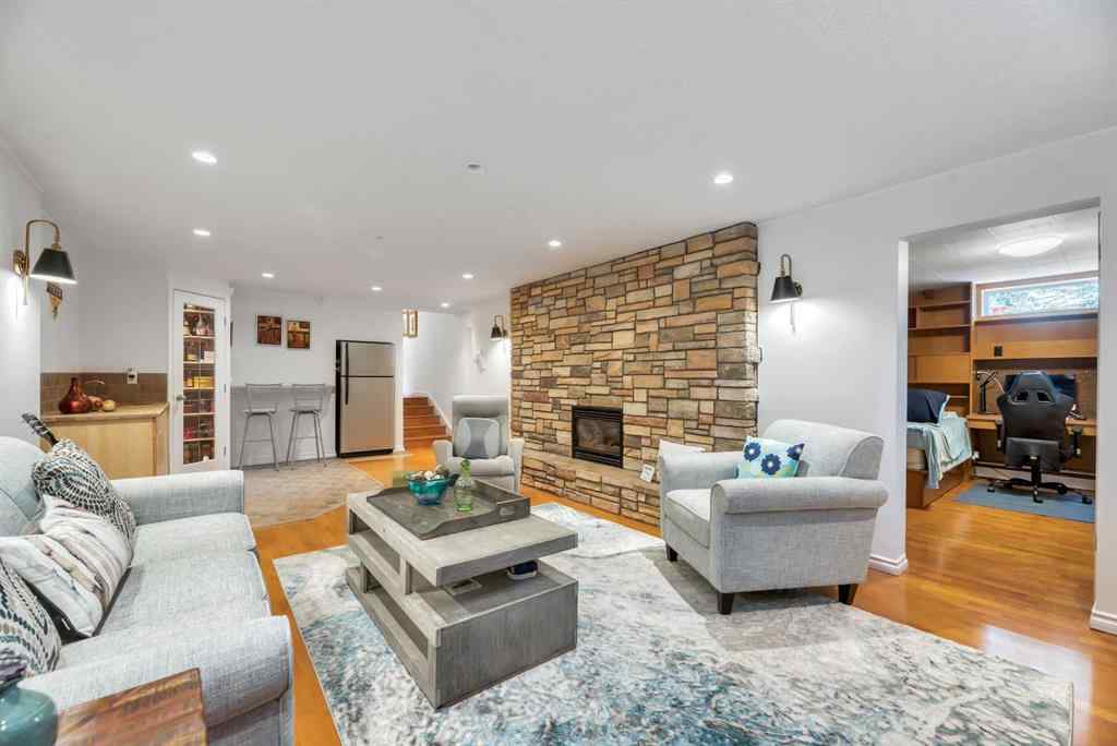MLS® A2256678 - 80 Cardiff Drive NW in Cambrian Heights Calgary, Residential
