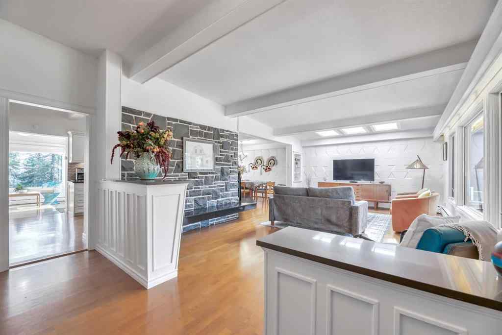 MLS® A2256678 - 80 Cardiff Drive NW in Cambrian Heights Calgary, Residential