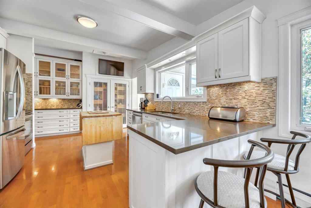 MLS® A2256678 - 80 Cardiff Drive NW in Cambrian Heights Calgary, Residential