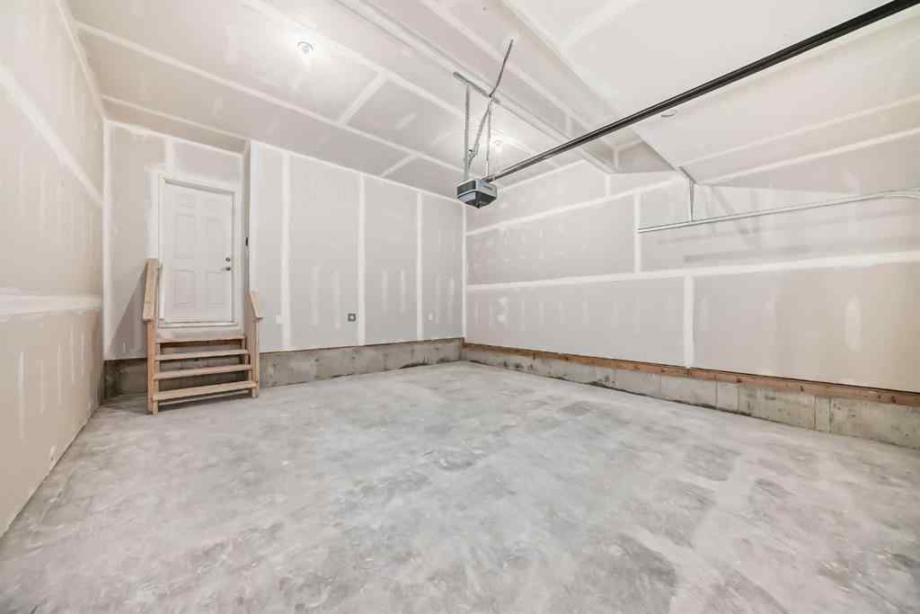 MLS® A2256679 - 131 Wolf Creek Rise SE in Wolf Willow Calgary, Residential