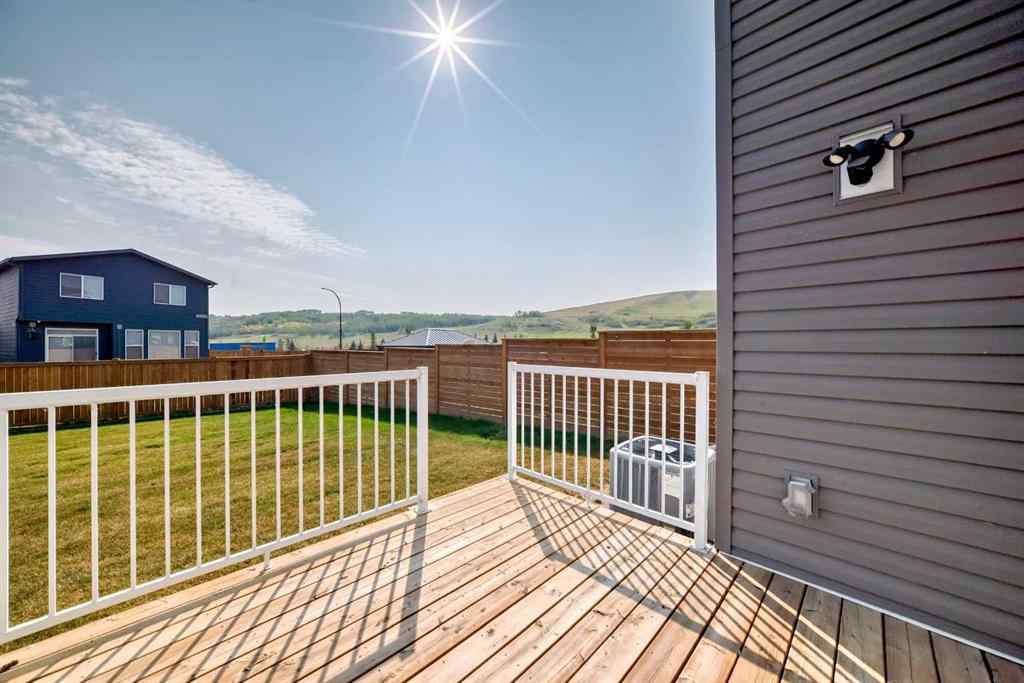 MLS® A2256679 - 131 Wolf Creek Rise SE in Wolf Willow Calgary, Residential
