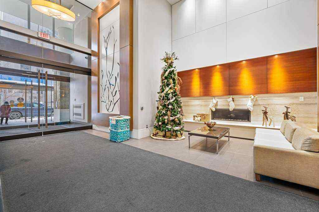 MLS® A2256681 - Unit #812 222 Riverfront Avenue SW in Chinatown Calgary, Residential