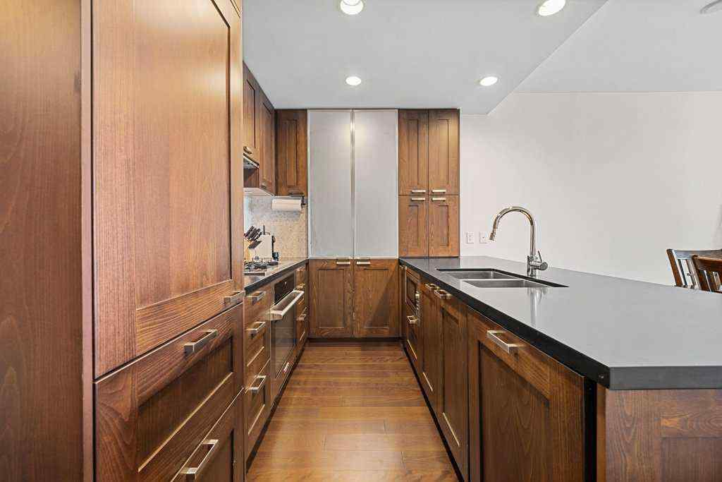 MLS® A2256681 - Unit #812 222 Riverfront Avenue SW in Chinatown Calgary, Residential
