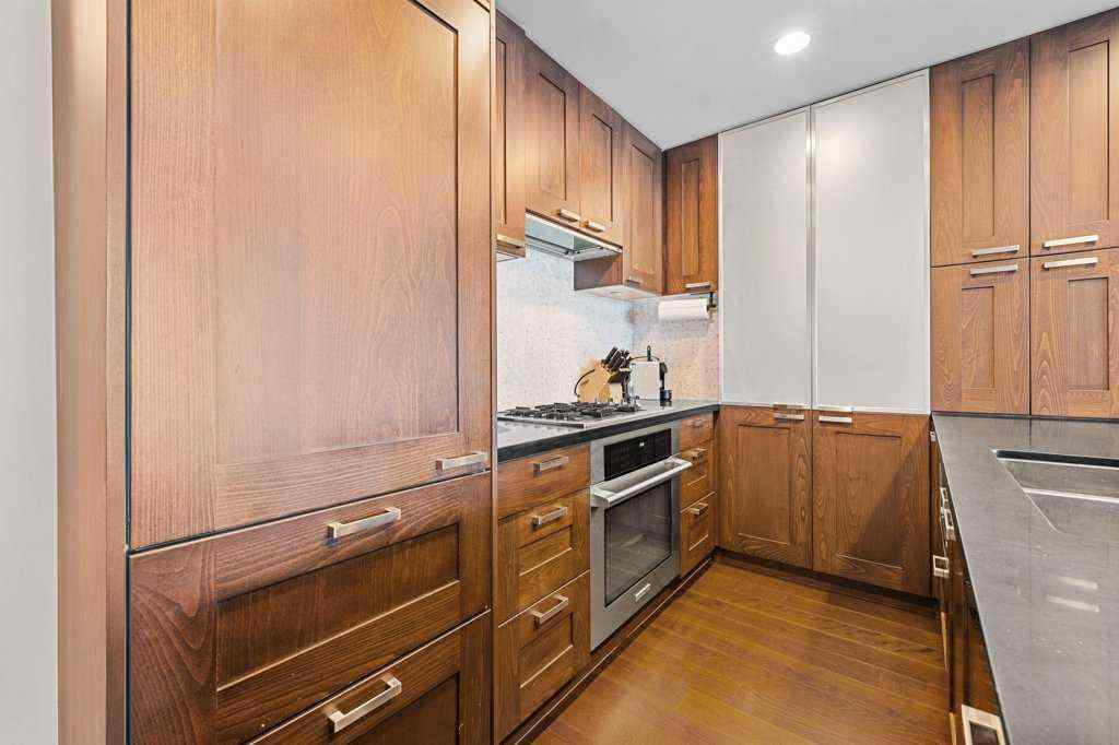 MLS® A2256681 - Unit #812 222 Riverfront Avenue SW in Chinatown Calgary, Residential